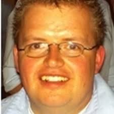 Simon Lang 🇮🇪 (@simonlangav)