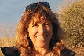 Lisa Dahill • Spirit In the Desert