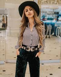 Business Casual Cowgirl I Get A Lot Of Questions From You About Looking For Work A Business Casual Outfits For Women Womens Business Casual Clothes For Women