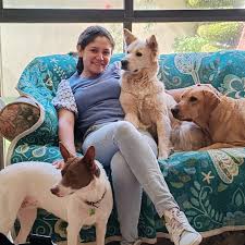 La 2da foto fue del día en el que me certifique de POUND en el 2017, se  nota una sonrisa muy forzada jejeje y la 3er foto es Fanny Vélez dándolo  todo