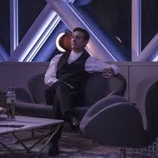 In the final episode of this season, the crew of the rocinante comes face to face with an evolving intelligence infused with the alien protomatter. The Expanse Season 2 Rotten Tomatoes