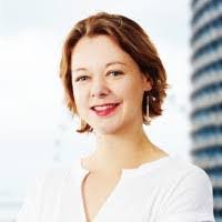 Irene Aranda's Instagram, Twitter & Facebook