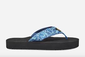 Huge collection of women's flip flop & slippers at low offer price & discounts at cod, easy returns & exchanges. 20 Best Flip Flops For Women Who Wanna Be Active In 2021