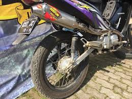 C70 tampil sedikit feminim via zonabikers.com. Honda Community Honda Karisma Jinjit Menggapai Langit