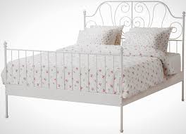 Achetez en toute sécurité et au meilleur prix sur ebay, la livraison est rapide. Caracteristiques Lits Forges Ikea 16 Photos Modeles Blanc Et Noir Avec Une Belle Tete De Lit Commentaires