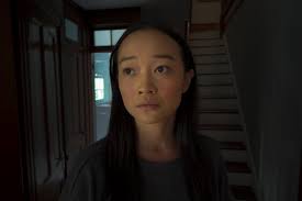 Il fouille des véhicules et se fait arrêter avec du pot et un poing  américain