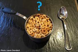 There are 2 grams of fat, including 0.5 grams of saturated fat, 0.5 grams of polyunsaturated fat and 0.5 grams of monounsaturated fat, in each serving. How Many Cheerios In A Box Bedtime Math