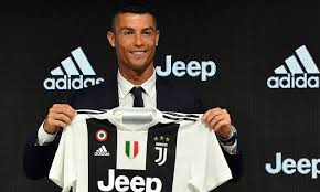 Tutte le immagini più belle, le foto in esclusiva, i dietro le quinte, gli highlight di partite e allenamenti. Futbolnyj Klub Yuventus Sozdast Sobstvennuyu Kriptovalyutu