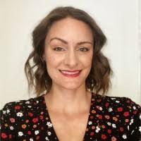 Robyn Hughes's Instagram, Twitter & Facebook