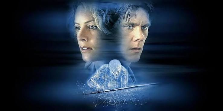 Hollow Man (2000) summary & plot - Spoiler Town