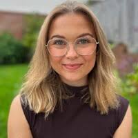 30+ "Ellen Howe" profiles