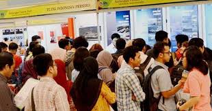 Umr, ump dan umk sangat erat kaitannya dengan sistem penggajian seorang pekerja. Daftar Upah Minimum Regional Umr Seluruh Kota Dan Provinsi Di Indonesia Idcloudhost