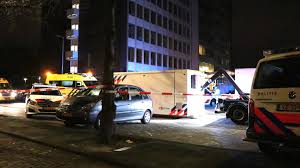 De man is volgens de politie aanspreekbaar. Verdachte Opgepakt Voor Dodelijke Steekpartij In Amsterdam Nos