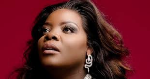 Hiwena katanga é a nova música da cantora liloca. Baixar A Nova Musica Da Lourena Nhate Casamento 2020