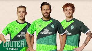 Sv werder bremen (sportverein werder bremen von 1899 e. Werder Bremen Mit Neuem Trikot So Herrlich Amusieren Sich Die Fans Watson