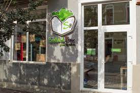 Maybe you would like to learn more about one of these? Salad Box