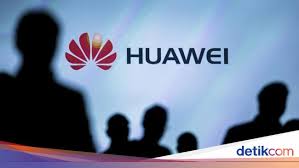 Ketika ini, jabatan imigresen menyediakan tiga kiosk di lapangan terbang antarabangsa kuala lumpur (klia) untuk rakyat malaysia menyemak status mereka sebelum ke luar negara. Huawei Cuma 1 Dari 143 Nama Yang Masuk Daftar Hitam As
