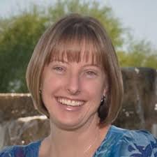 Sara Korn's Instagram, Twitter & Facebook