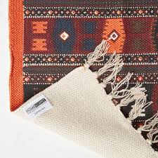 Auf grund von renovierungsarbeiten schaffen wir es auch nicht mehr, diesen vorher. Traditioneller Kelim Teppich Aus Baumwolle In Terracotta Schwarz Und Braun