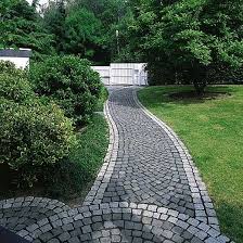 Metten Basalt Schwarz Basalt Schwarz Hofgestaltung Gartenweg Gartengestaltung Und Garten