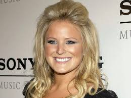 Who Is Walmart Heiress Nancy Walton Laurie: Net Worth, Yacht