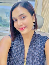 Not all struggles are worth your time or energy — the key isn't to avoid  struggle (because life is struggle! ), but to pick the right struggles to  fight. Your time, attention,