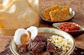Kemudian masak bumbu kacang, tambahkan air secukupnya. Resep Rawon Khas Jawa Timur Ini Dijamin Mudah Dibuat Sajian Sedap