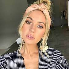 Girls with blonde hair are associated with lightness of being, good carelessness and tender femininity. Best Hair Color For Brown Eyes 49 Glamorous Ideas To Love Hair Color For Brown Eyes Sandy Blonde Hair Blonde Hair Brown Eyes