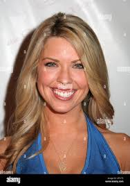 Nicole andrews hi-res stock photography and images