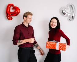 17 items in this article 5 items on sale! Valentines Day Gifts Unique Valentine S Day Gift For Your Gizmo Loving Valentine Most Searched Products Times Of India