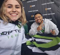 🪻Sandy🪻 (@CallofSandy)