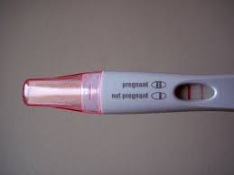 Pensando En Como Dar La Gran Noticia Prueba De Embarazo Positiva Prueba De Embarazo Prueba De Embarazo Negativa