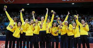 brasil repete roteiro vence os eua e e bicampeao olimpico de volei feminino volei feminino selecao feminina de volei volei