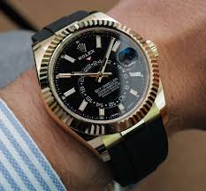 The sky dweller is currently the most complicated watch in the rolex catalog. Hands On Rolex Sky Dweller Watch On Oysterflex Bracelet Ablogtowatch
