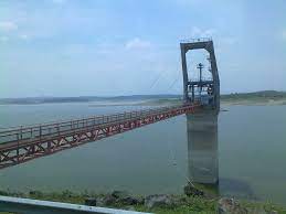 Obyek wisata waduk kedung ombo merupakan sebuah bedungan raksasa yang terdapat di jawa tengah. Menteri Pupr Pastikan Kondisi Waduk Kedung Ombo Masih Aman