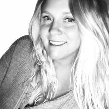 Angela Schoon (@AngGator)