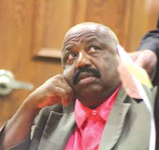 Meeting sputters over failure to approve agenda