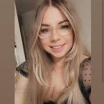 Beth Brisbin's Instagram, Twitter & Facebook