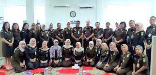 Mandiri sejarah sma kelas xi program ipa 14. Syukuran Dan Pisah Sambut Pejabat Dtf Setia Untung Arimuladi Jadilah Pelopor Perubahan Di Kejaksaan Ri Adhyaksa Foto Indonesia