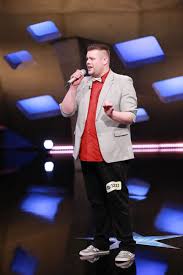 Kevin jenewein mit before you go von lewis capaldi | dsds 2021. Dsds 2016 Casting 8 Kevin Brian Smith Aus Berlin Starsontv