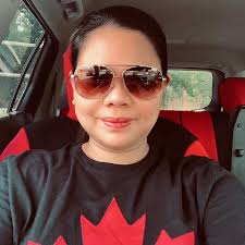 Petals made with love, no water needed 🌸✨. #Angele #handmade #flowers