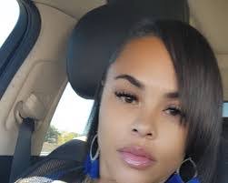 Cynthia Dunham's Instagram, Twitter & Facebook