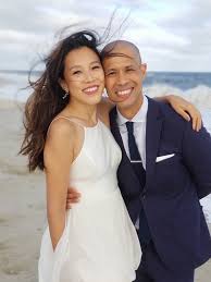 Answer:this question requires an audio for the answer, and i don't have access to this audio, but i will give you a help so that you can detect the correct answ… Cbs News Vladimir Duthiers Marries Marian Wang People Com