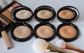 Perfectly Matched Makeup Revolution Radiant Light Highlighters Hayley Hall Makeup Revolution Highlighter Makeup Hourglass Makeup
