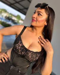 Ashwini (Ashwini Sri) - Photos, Videos, Birthday, Latest News, Height In  Feet - FilmiBeat