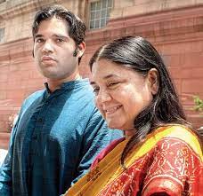 Bjp leader maneka gandhi on thursday pulled up son varun gandhi for saying that his cousin rahul gandhi had done decent work in his constituency amethi. Sanjay Nirupam On Twitter Bjp S Dynastic Politics Exposed Maneka Gandhi Is Union Minister Son Varun Gandhi Is Mp Bjpdoublespeak Http T Co Cxljtxkjd3