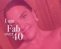 Leigh Stinson's Instagram, Twitter & Facebook