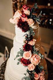 Buttercream Wedding Cake With Cascading Pink And Burgundy Flowers Lunalee Photography Wedding Cake Roses Burgundy Wedding Cake Pink Wedding Cake
