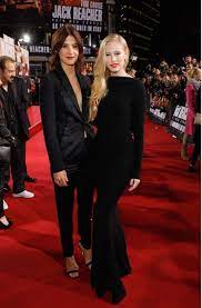 cobie smulders and danika yarosh jack reacher never go back berlin premiere cinestar sony center october 21 2016 女性