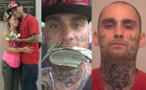 "NAJGŁUPSI ZŁODZIEJE ŚWIATA"? Okradli bank i… pozowali z pieniędzmi na  Facebooku!